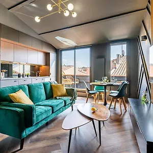  Apartment Loft En - Duplex Terrasse Coeur Historique Avec Vue Degagee & Parking Souterrain Offert